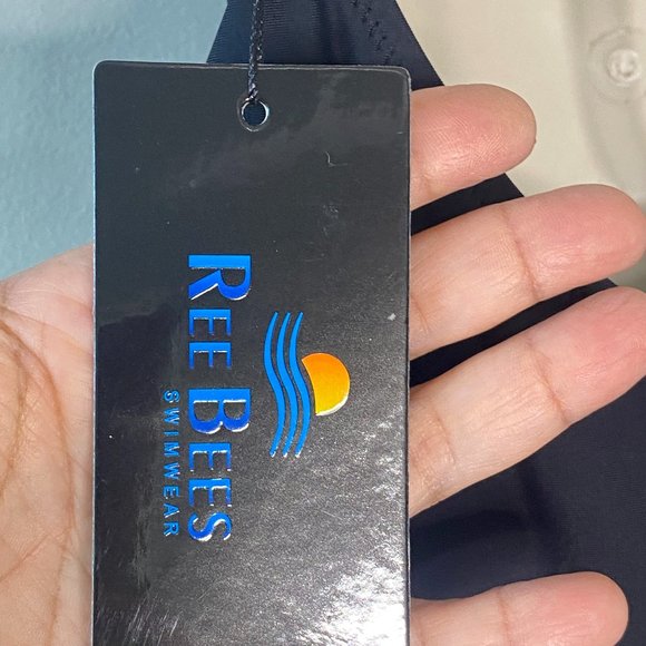 NWT Ree Bees Modest One Piece Swimsuit Solid Black Wired Size Small - Picture 8 of 8